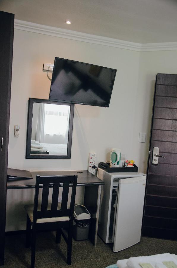 Towers Lodge Boksburg Buitenkant foto