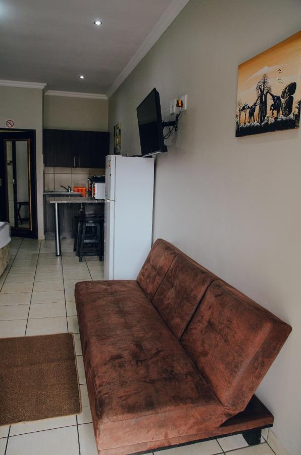 Towers Lodge Boksburg Buitenkant foto