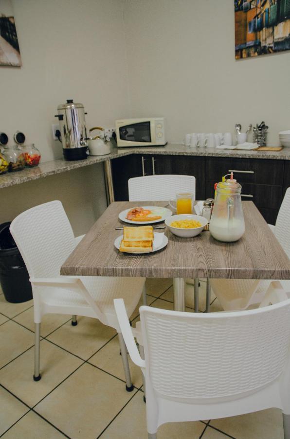 Towers Lodge Boksburg Buitenkant foto