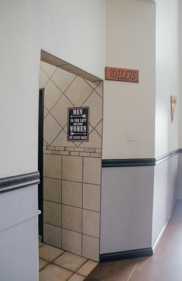 Towers Lodge Boksburg Buitenkant foto