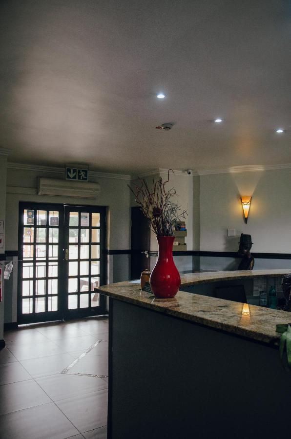 Towers Lodge Boksburg Buitenkant foto